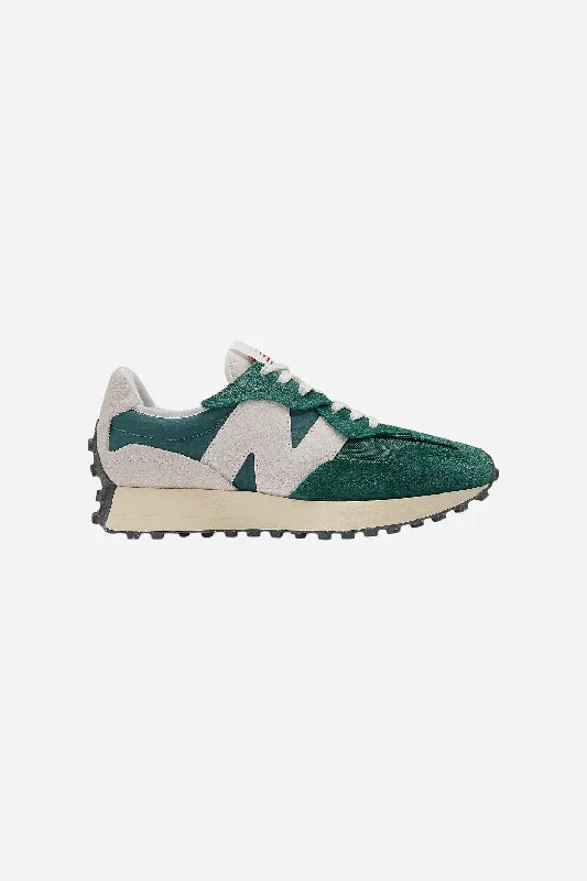 New Balance 327 in Marsh Green